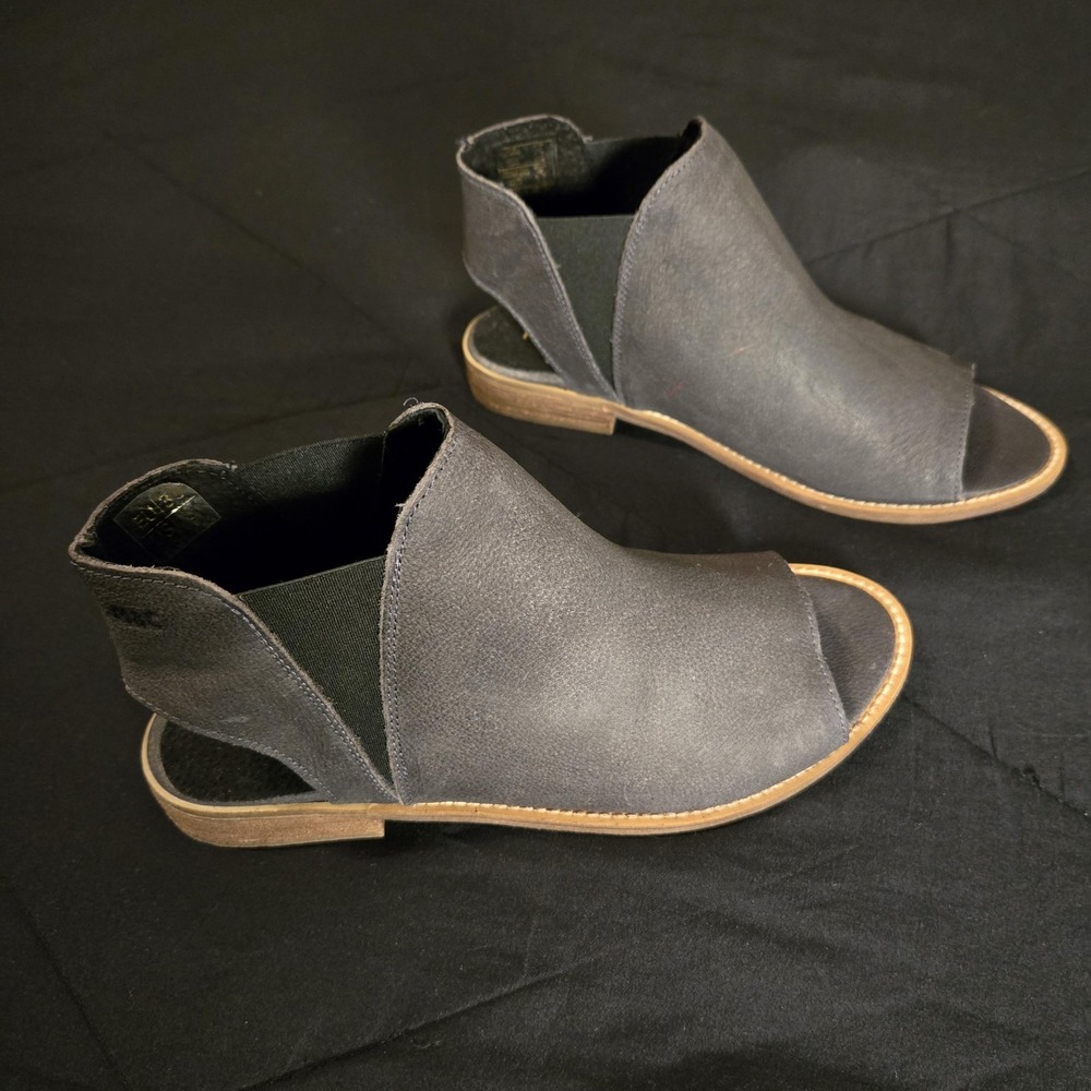 Musse & Cloud Sandals Womens Size 8 Gray Leather Slingback Peep‎ Toe Block Heel